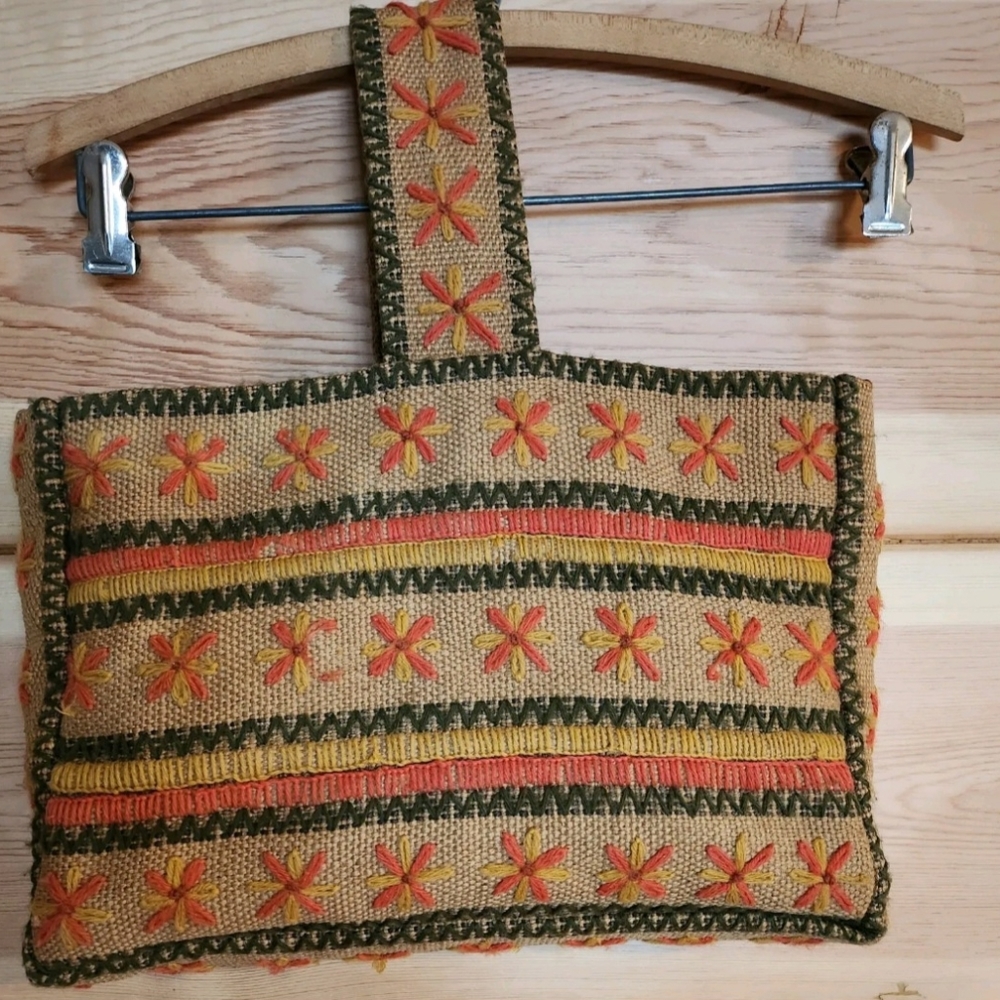 VINTAGE Yarn Embroidered 70's Jute Tote Bag, Fully Lined